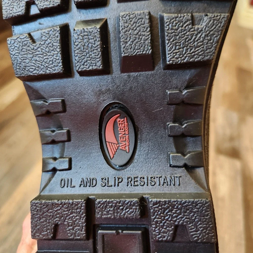 Avenger work boots